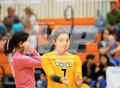Thumbnail 3 in Grand Saline vs Winona photogallery.