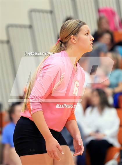 Thumbnail 2 in Grand Saline vs Winona photogallery.