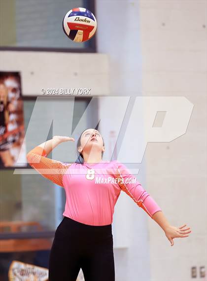 Thumbnail 1 in Grand Saline vs Winona photogallery.