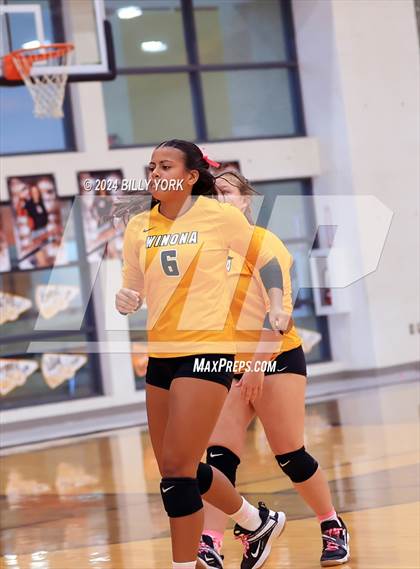 Thumbnail 2 in Grand Saline vs Winona photogallery.