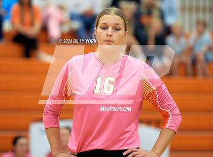 Thumbnail 2 in Grand Saline vs Winona photogallery.