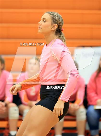 Thumbnail 2 in Grand Saline vs Winona photogallery.