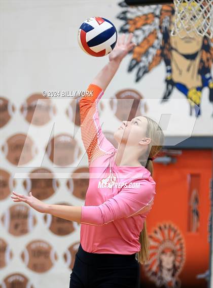 Thumbnail 2 in Grand Saline vs Winona photogallery.