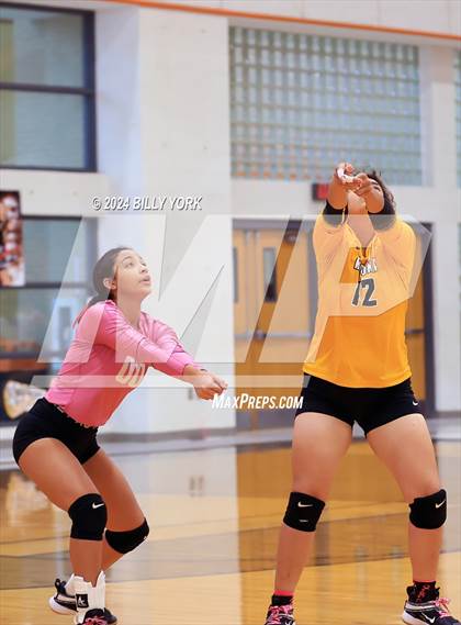 Thumbnail 1 in Grand Saline vs Winona photogallery.