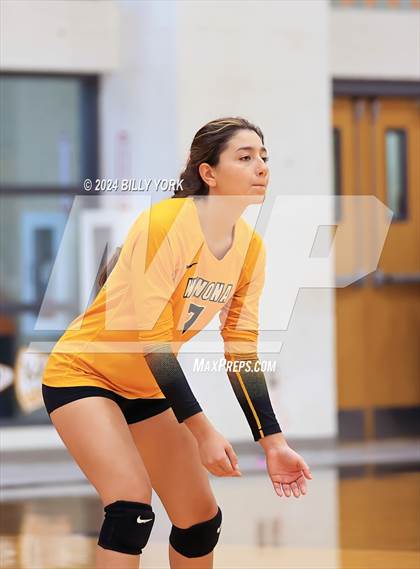 Thumbnail 2 in Grand Saline vs Winona photogallery.