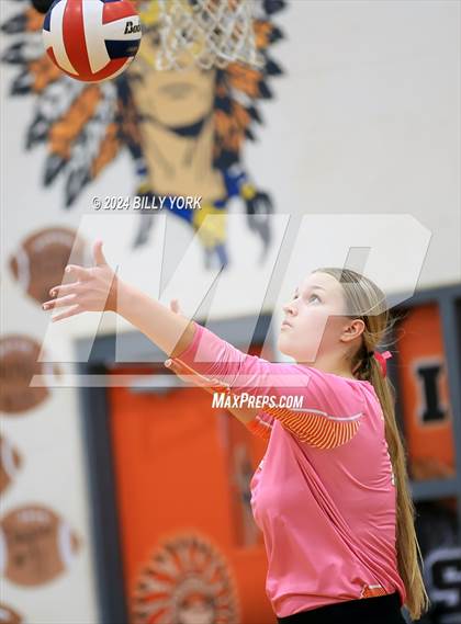 Thumbnail 2 in Grand Saline vs Winona photogallery.
