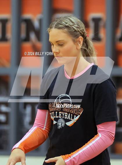 Thumbnail 2 in Grand Saline vs Winona photogallery.