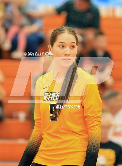 Thumbnail 2 in Grand Saline vs Winona photogallery.