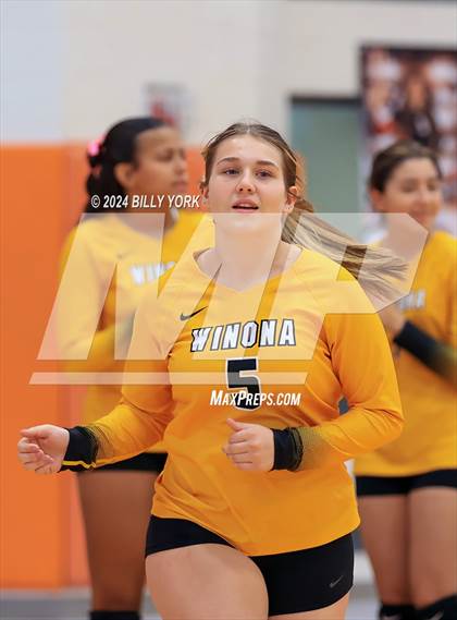 Thumbnail 2 in Grand Saline vs Winona photogallery.