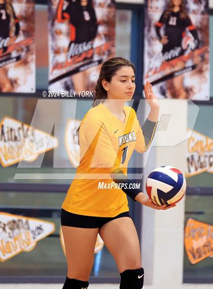 Thumbnail 3 in Grand Saline vs Winona photogallery.