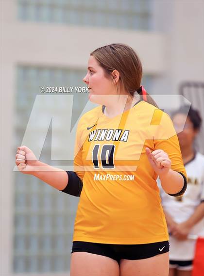 Thumbnail 1 in Grand Saline vs Winona photogallery.