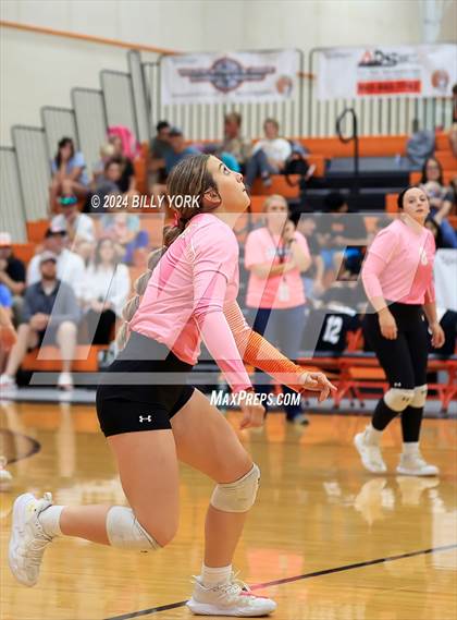 Thumbnail 3 in Grand Saline vs Winona photogallery.