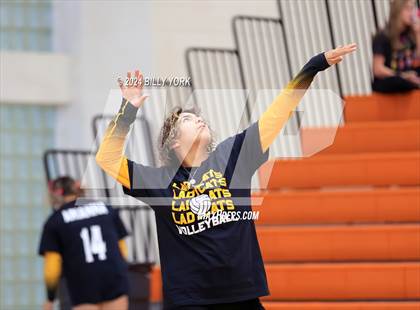 Thumbnail 3 in Grand Saline vs Winona photogallery.