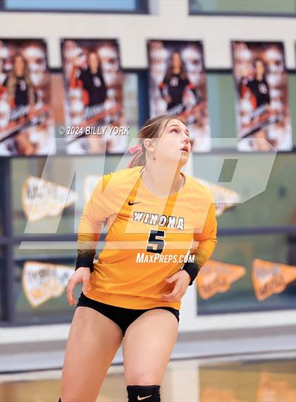 Thumbnail 2 in Grand Saline vs Winona photogallery.