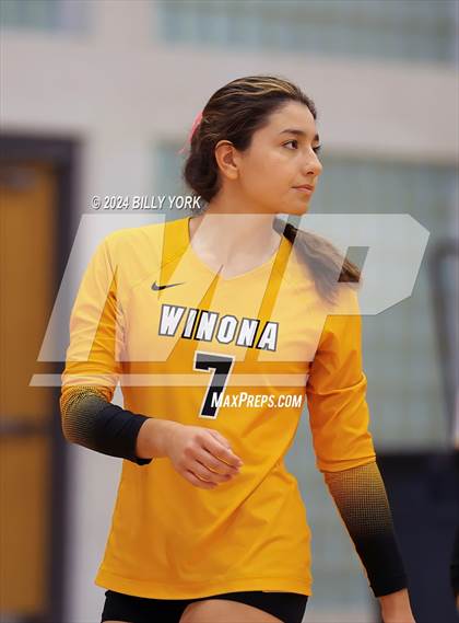 Thumbnail 1 in Grand Saline vs Winona photogallery.