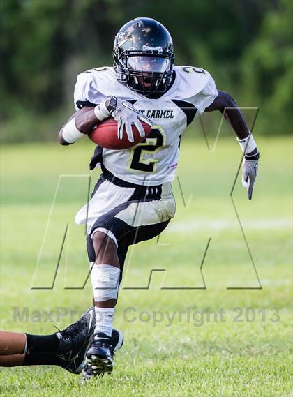 Thumbnail 2 in Mount Carmel Academy vs. Covenant Christian photogallery.