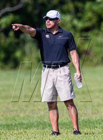Thumbnail 2 in Mount Carmel Academy vs. Covenant Christian photogallery.