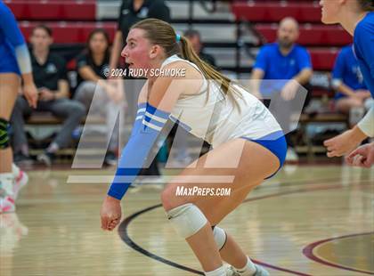 Thumbnail 2 in University City vs. La Jolla Country Day (CIF SDS Division II Finals) photogallery.