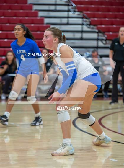 Thumbnail 3 in University City vs. La Jolla Country Day (CIF SDS Division II Finals) photogallery.