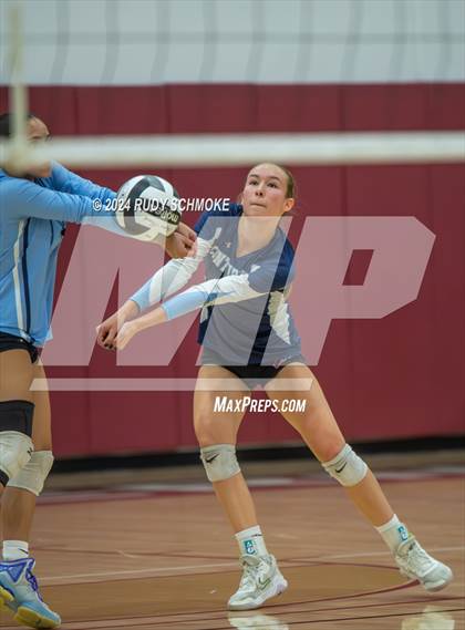 Thumbnail 1 in University City vs. La Jolla Country Day (CIF SDS Division II Finals) photogallery.
