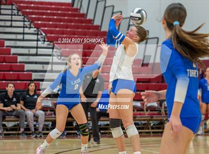 Thumbnail 2 in University City vs. La Jolla Country Day (CIF SDS Division II Finals) photogallery.