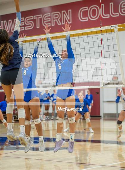 Thumbnail 2 in University City vs. La Jolla Country Day (CIF SDS Division II Finals) photogallery.