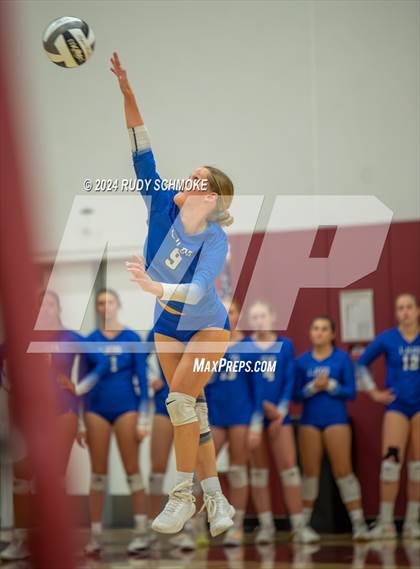 Thumbnail 1 in University City vs. La Jolla Country Day (CIF SDS Division II Finals) photogallery.