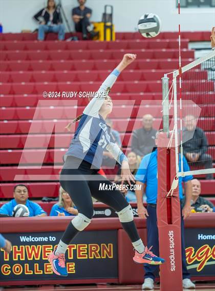 Thumbnail 2 in University City vs. La Jolla Country Day (CIF SDS Division II Finals) photogallery.
