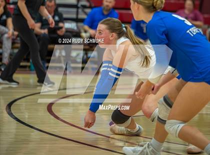 Thumbnail 3 in University City vs. La Jolla Country Day (CIF SDS Division II Finals) photogallery.