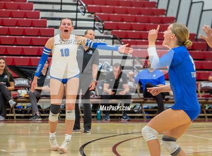 Thumbnail 2 in University City vs. La Jolla Country Day (CIF SDS Division II Finals) photogallery.