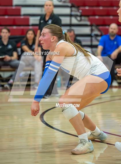 Thumbnail 1 in University City vs. La Jolla Country Day (CIF SDS Division II Finals) photogallery.
