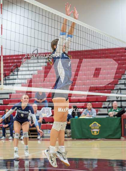 Thumbnail 2 in University City vs. La Jolla Country Day (CIF SDS Division II Finals) photogallery.