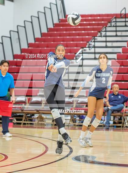 Thumbnail 2 in University City vs. La Jolla Country Day (CIF SDS Division II Finals) photogallery.