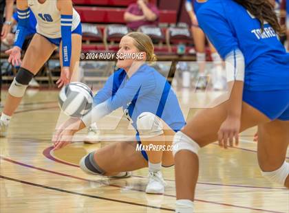 Thumbnail 3 in University City vs. La Jolla Country Day (CIF SDS Division II Finals) photogallery.