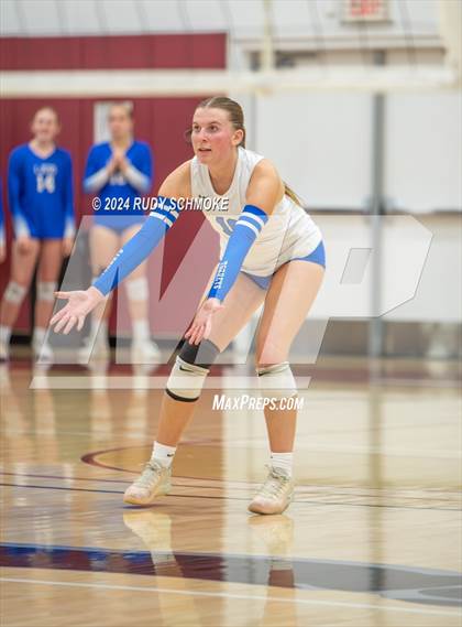 Thumbnail 2 in University City vs. La Jolla Country Day (CIF SDS Division II Finals) photogallery.