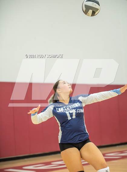 Thumbnail 1 in University City vs. La Jolla Country Day (CIF SDS Division II Finals) photogallery.