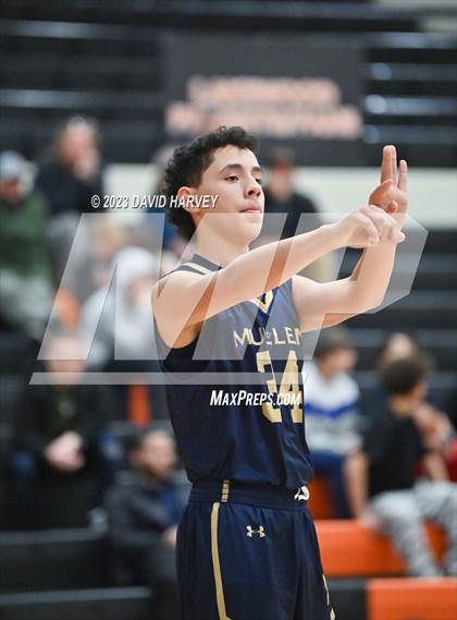 Thumbnail 3 in Mullen vs Lakewood photogallery.