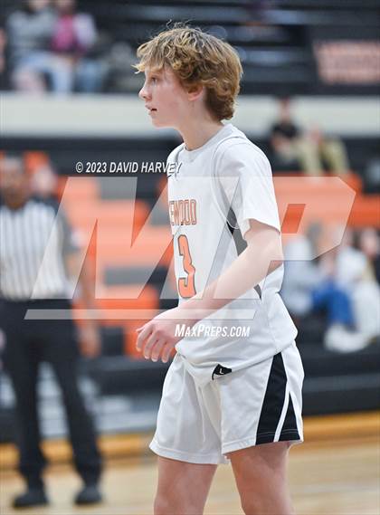 Thumbnail 2 in Mullen vs Lakewood photogallery.