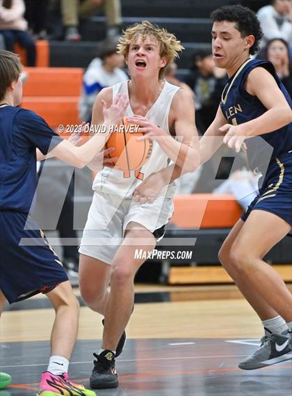 Thumbnail 2 in Mullen vs Lakewood photogallery.