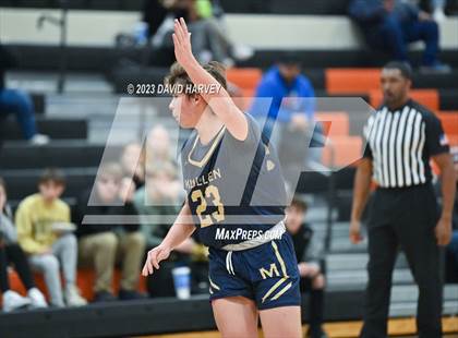 Thumbnail 1 in Mullen vs Lakewood photogallery.