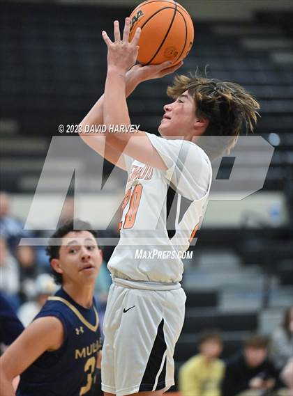 Thumbnail 2 in Mullen vs Lakewood photogallery.
