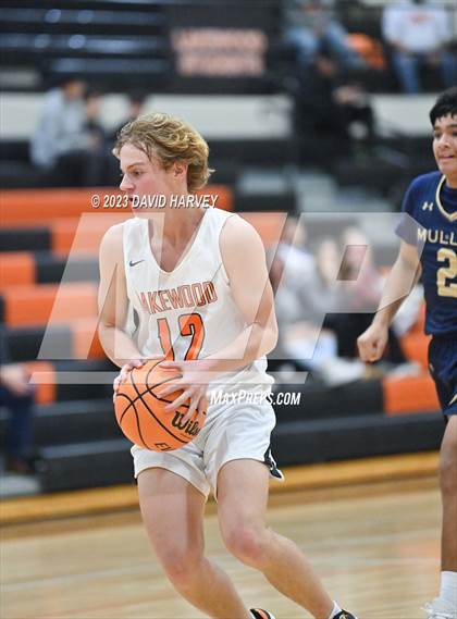 Thumbnail 1 in Mullen vs Lakewood photogallery.