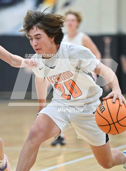 Thumbnail 1 in Mullen vs Lakewood photogallery.