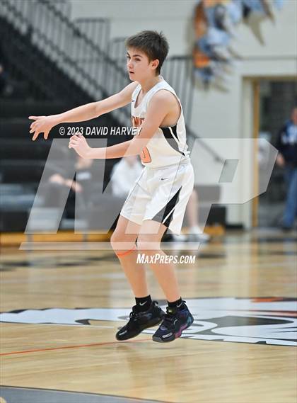 Thumbnail 1 in Mullen vs Lakewood photogallery.