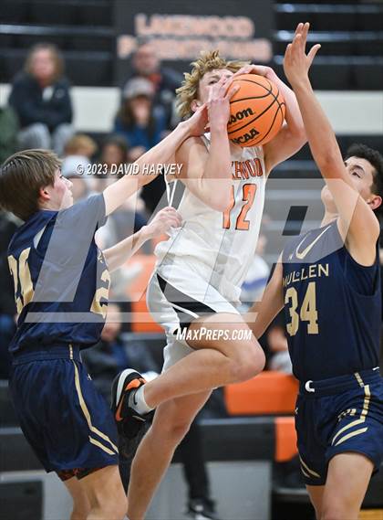 Thumbnail 1 in Mullen vs Lakewood photogallery.