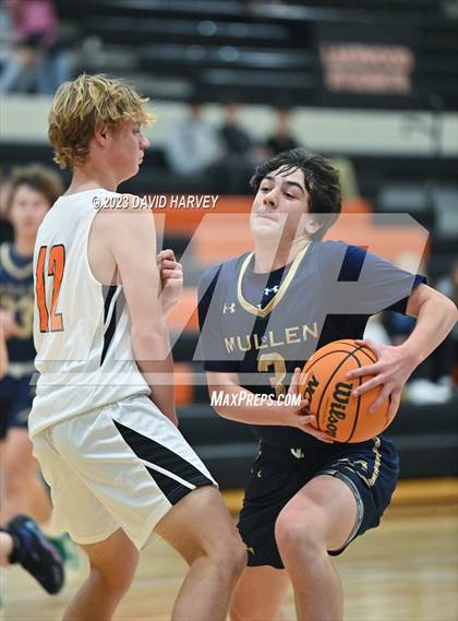 Thumbnail 2 in Mullen vs Lakewood photogallery.