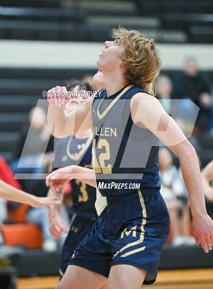 Thumbnail 2 in Mullen vs Lakewood photogallery.