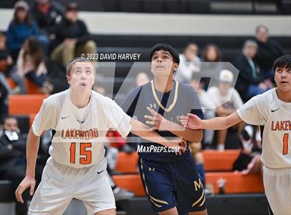 Thumbnail 2 in Mullen vs Lakewood photogallery.
