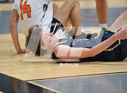 Thumbnail 1 in Mullen vs Lakewood photogallery.