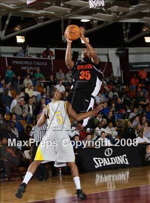 Thumbnail 3 in Chester vs Montverde Academy (Spalding Hoophall Classic) photogallery.